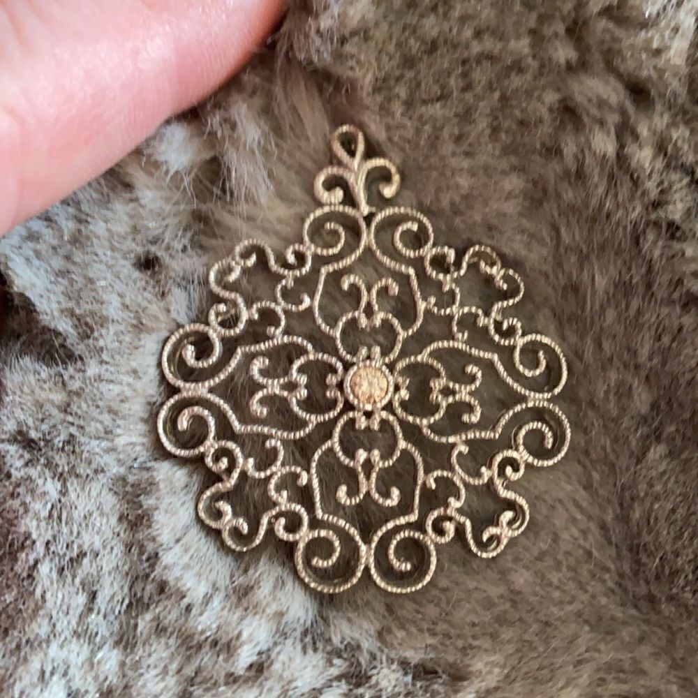 Gorgeous sterling silver filagree lace pendant with genuine champagne diamond💎 - Picture 4 of 6